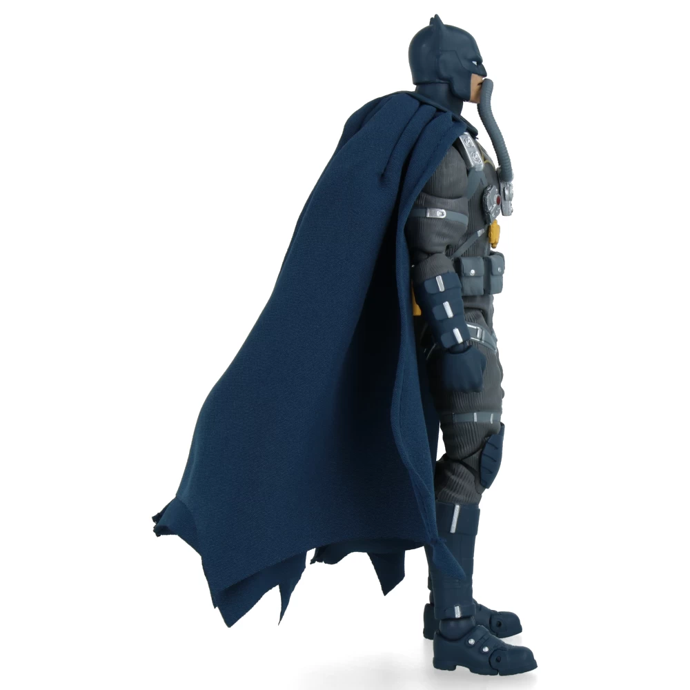 Batman Hush - Figurine Mafex - Stealth Jumper Batman – Image 6